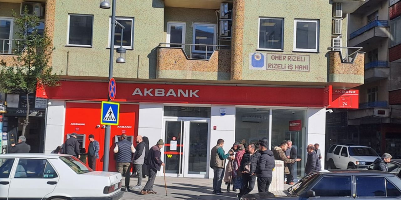 Akbank Bankamatik Kartı Olanlara 95 Bin TL Ödeme anında hesapta